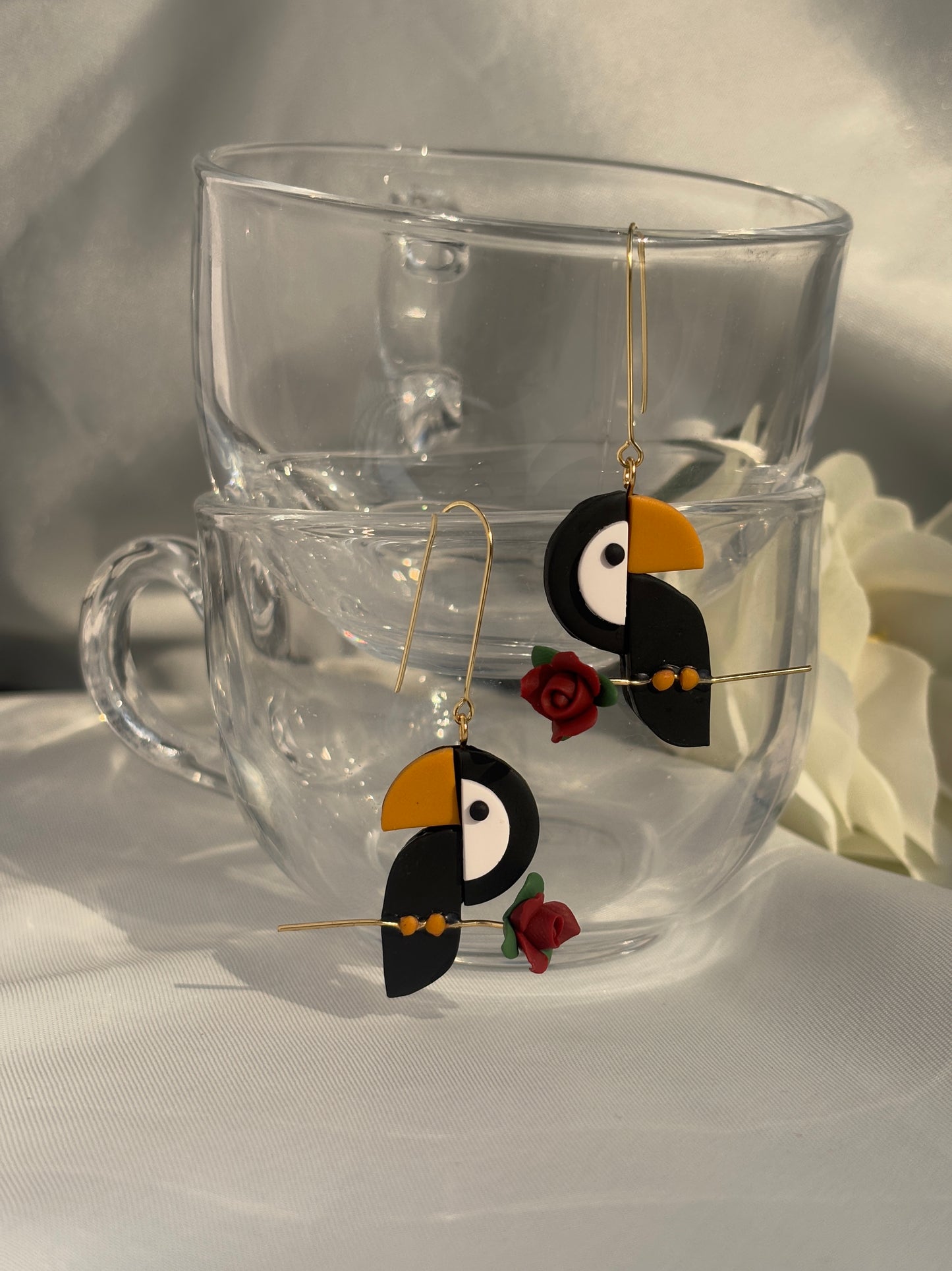Toucans & Roses