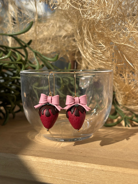 Chocolate dipped Bow-Berry!